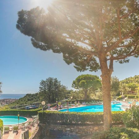 Villaggio Colombo Nuova Gestione Marina dʼMarina dʼAndora Exterior foto