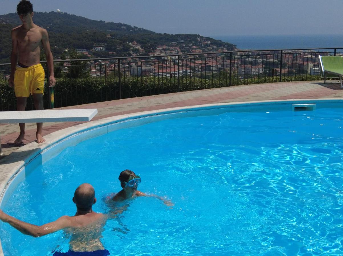 Villaggio Colombo Nuova Gestione Marina dʼMarina dʼAndora Exterior foto