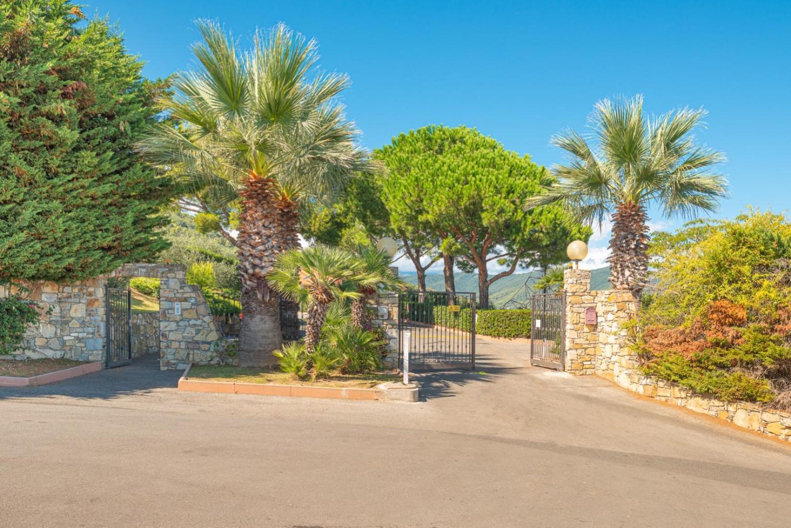 Villaggio Colombo Nuova Gestione Marina dʼMarina dʼAndora Exterior foto